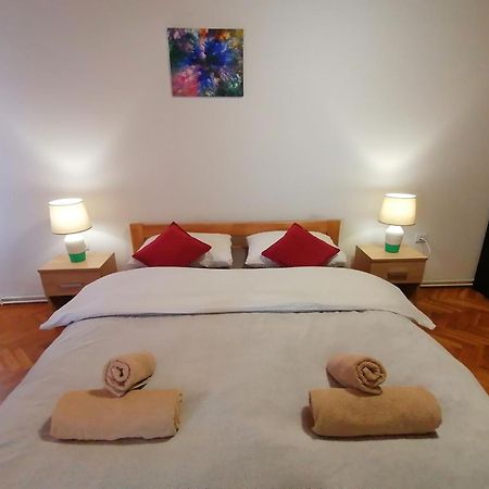 Cozy 1-Bdrm Apt In Dubec, Ideal For Work Or Study Sesvete Exteriér fotografie