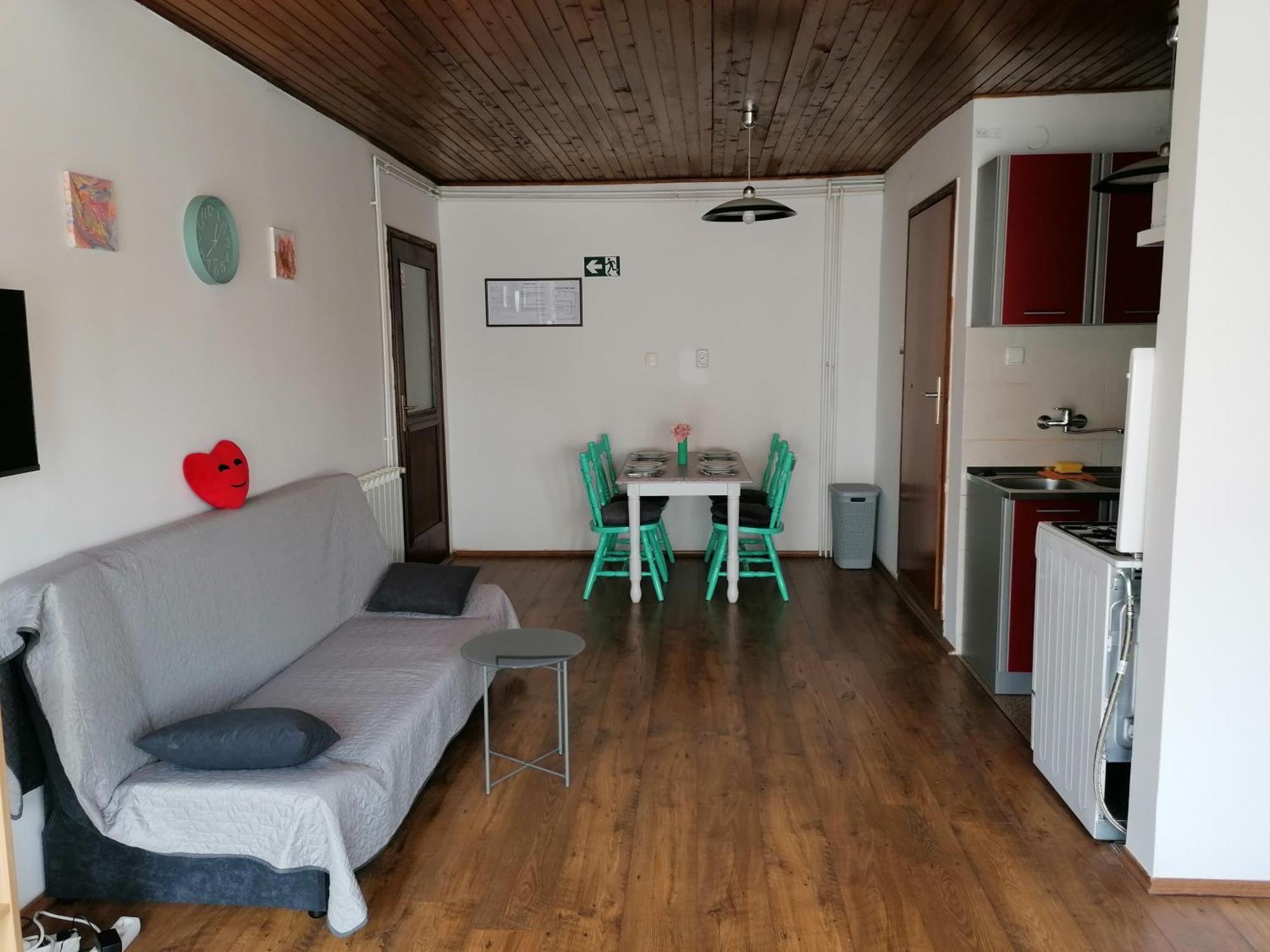 Cozy 1-Bdrm Apt In Dubec, Ideal For Work Or Study Sesvete Exteriér fotografie